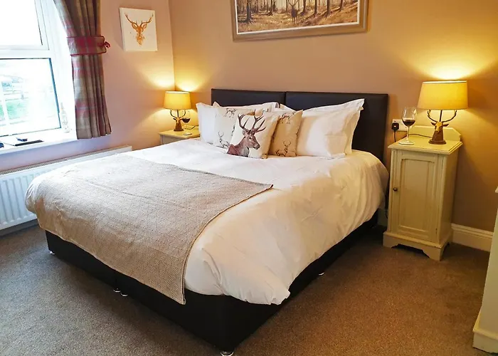 The Clarendon Country Pub With Rooms