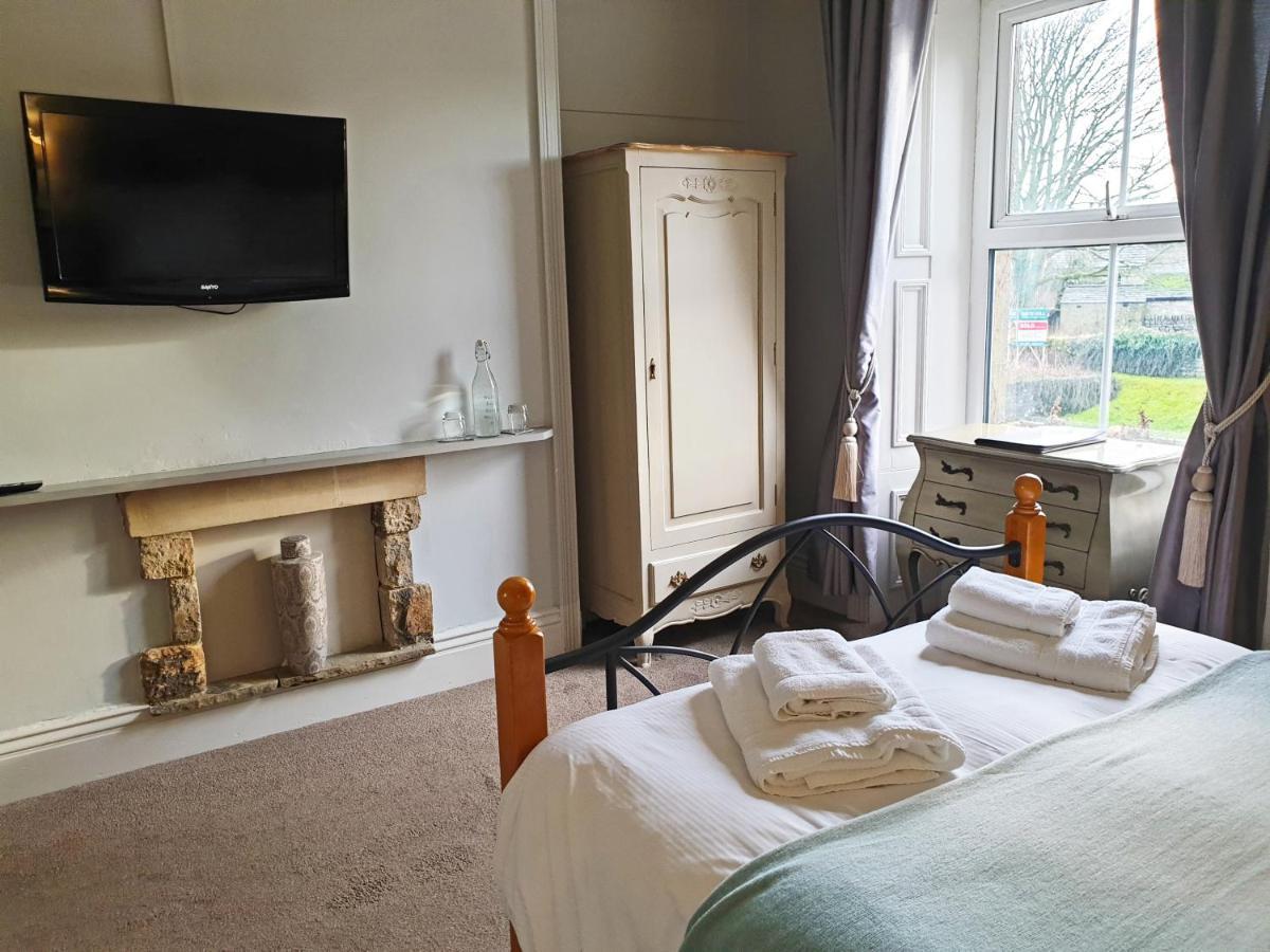 The Clarendon Country Pub With Gasthof 4*